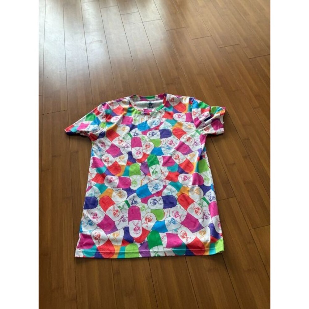 Yokai Sekai Kawaii Pill Anime Tee Large
